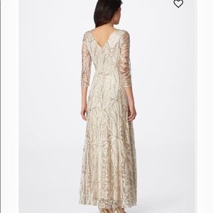 Tahari Arthur S Levine Gown Champagne Gold size 4